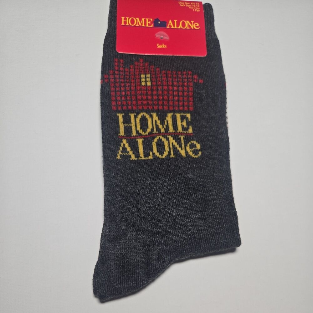 New Home Alone Movie Unisex Socks Gry Shoe size 6.5-12, Sock Size 10-13